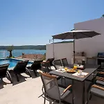 Cincin Holiday home *