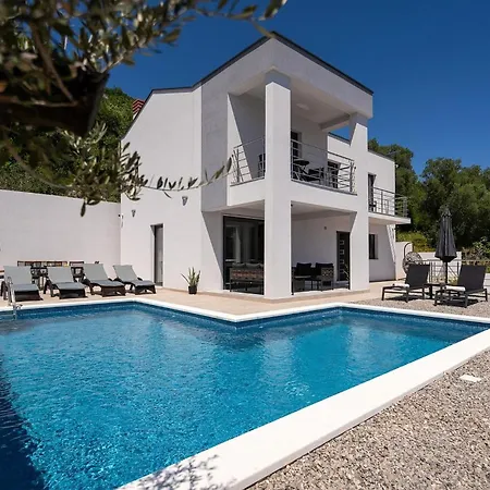 Cincin Ferienhaus *