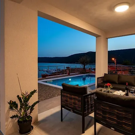 Holiday home Cincin *