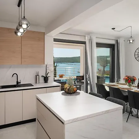 Holiday home Cincin *